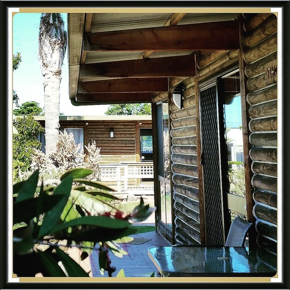 Lazy Acre Log Cabins Lakes Entrance Dış mekan fotoğraf