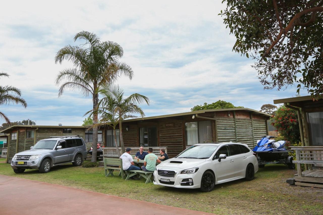 Lazy Acre Log Cabins Lakes Entrance Dış mekan fotoğraf